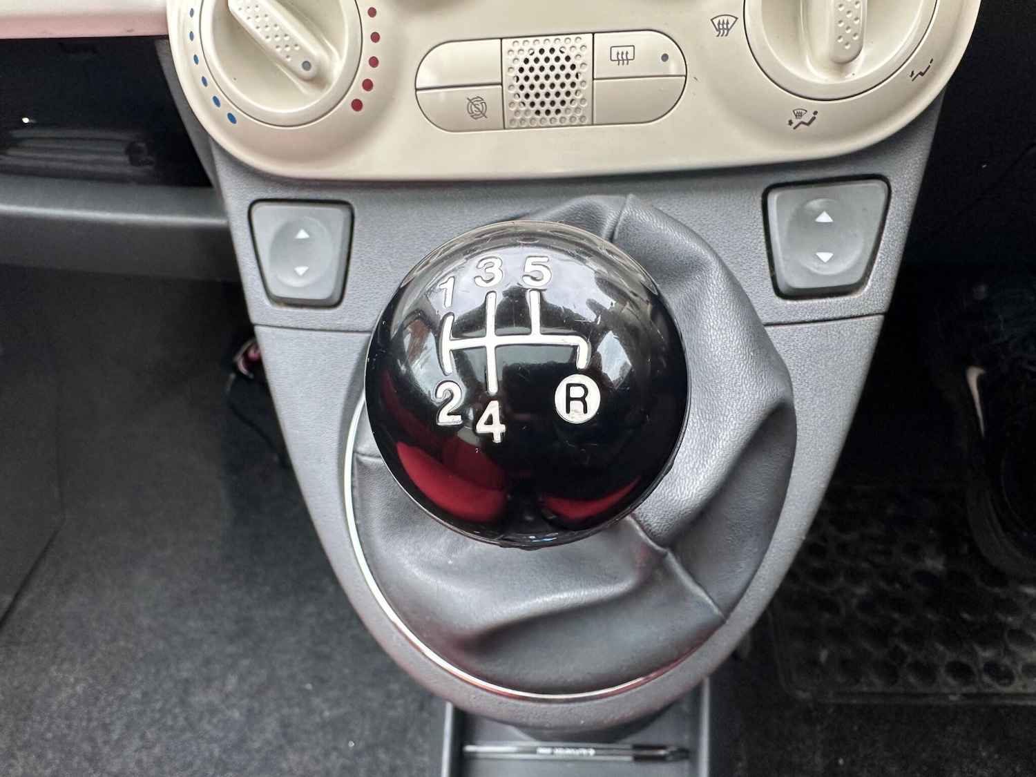 Used Fiat 500 2011 for sale - 77633369: Photo 15