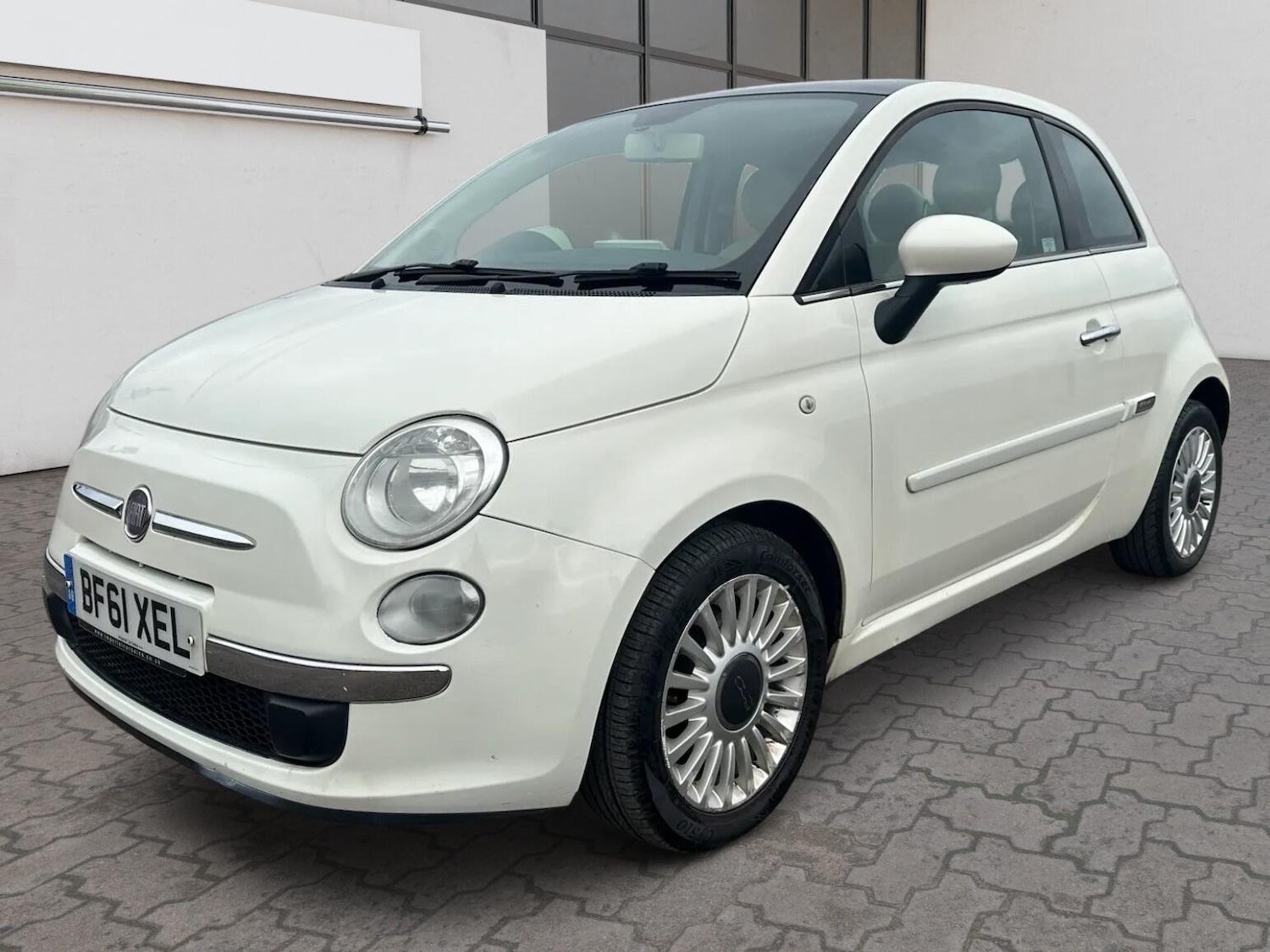 Used Fiat 500 2011 for sale - 77633369: Photo 4