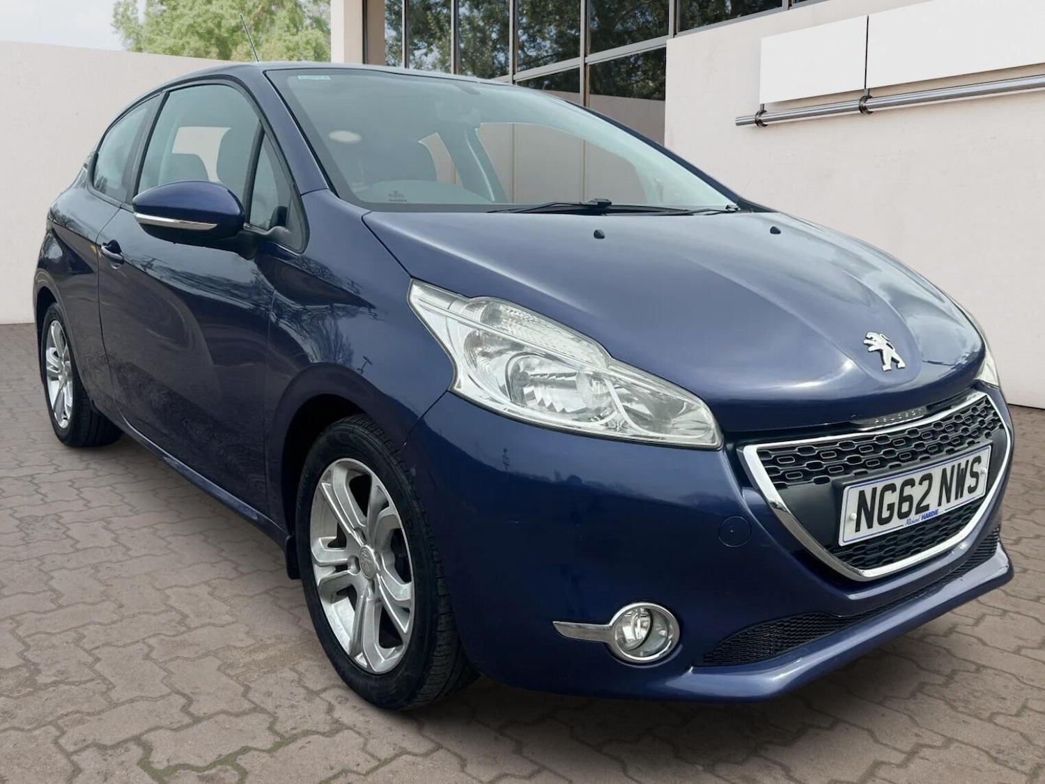 Used Peugeot 208 for sale - 77882081: Photo 1