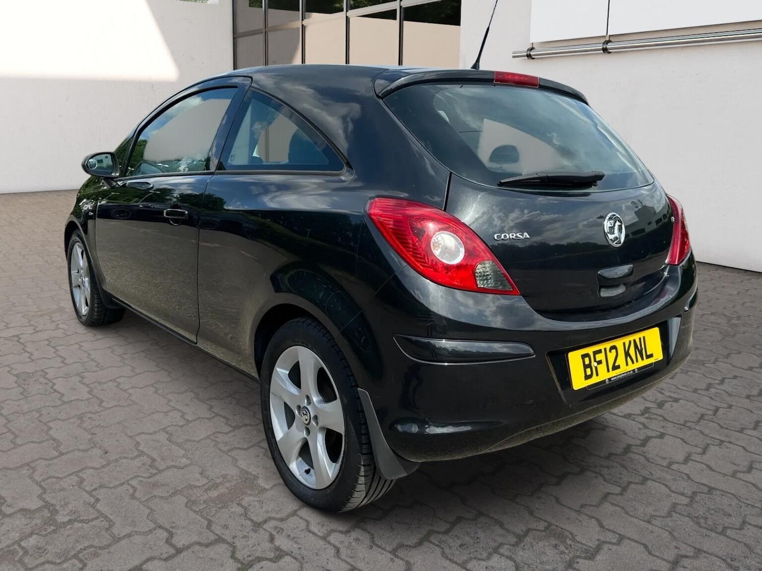 Used Vauxhall Corsa 2012 for sale - 77097557: Photo 5