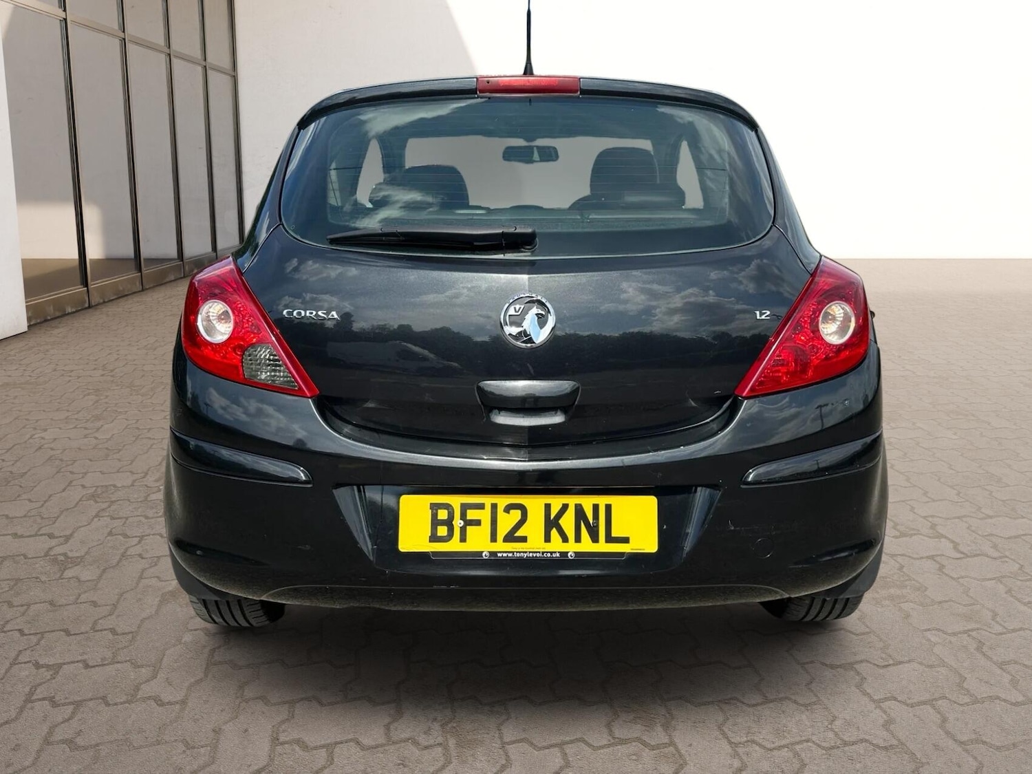 Used Vauxhall Corsa 2012 for sale - 77097557: Photo 6
