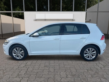 Used Volkswagen Golf 2017 for sale - 78636742: Photo