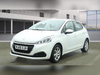 Used Peugeot 208 2016 for sale - 77783671: Photo