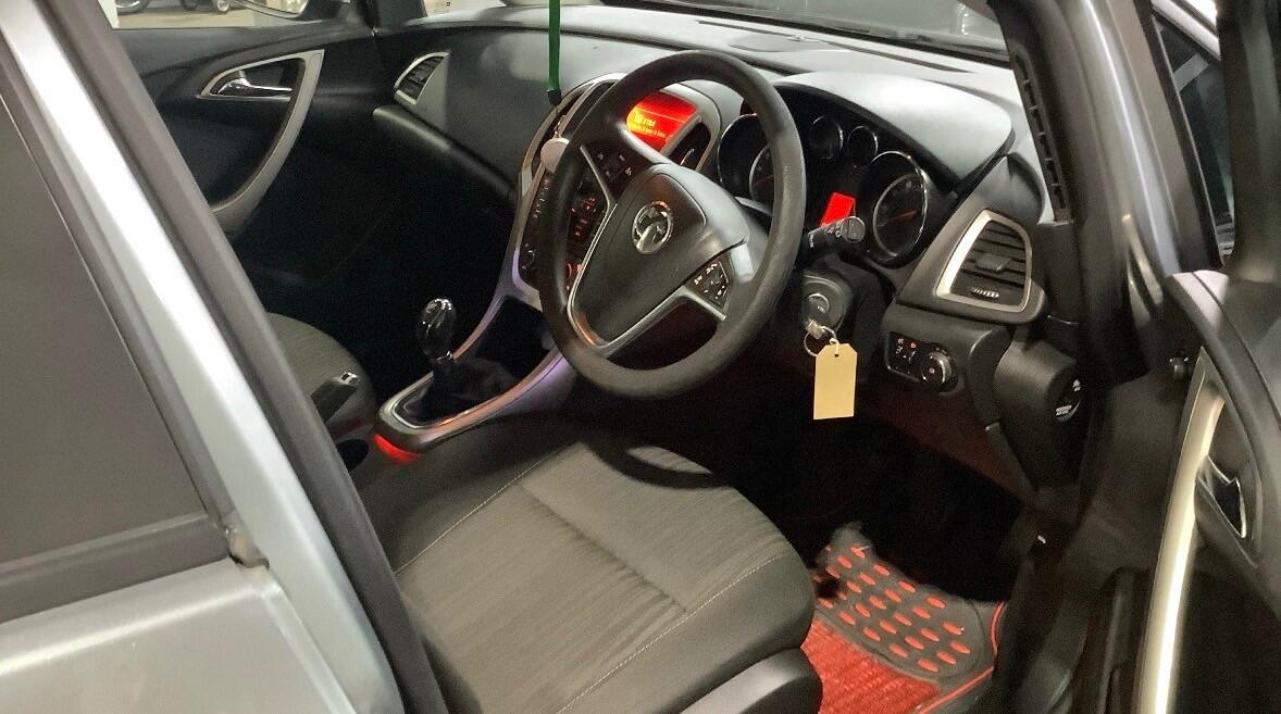 Used Vauxhall Astra for sale - 77709482: Photo 7