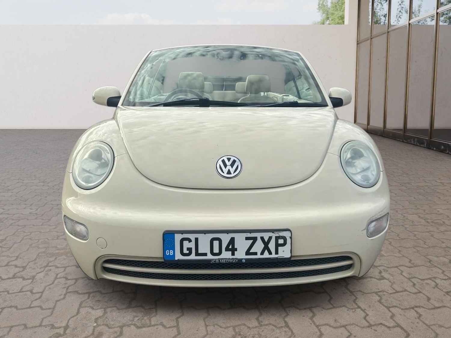 Used Volkswagen Beetle 2004 for sale - 76561618: Photo 10