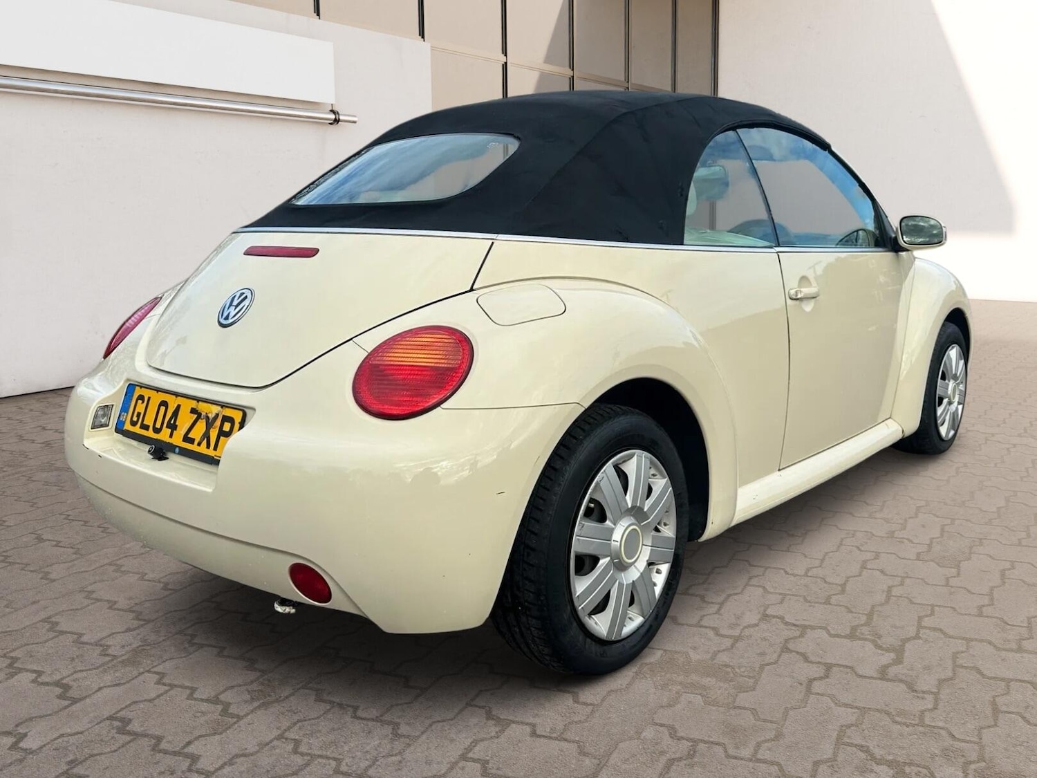 Used Volkswagen Beetle 2004 for sale - 76561618: Photo 7