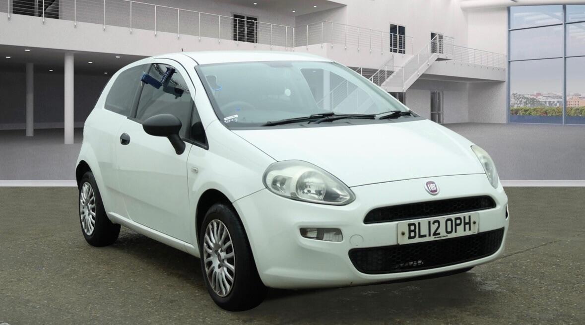 Used Fiat Punto 2012 for sale - 76370137: Photo 1
