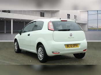 Used Fiat Punto 2012 for sale - 76370137: Photo