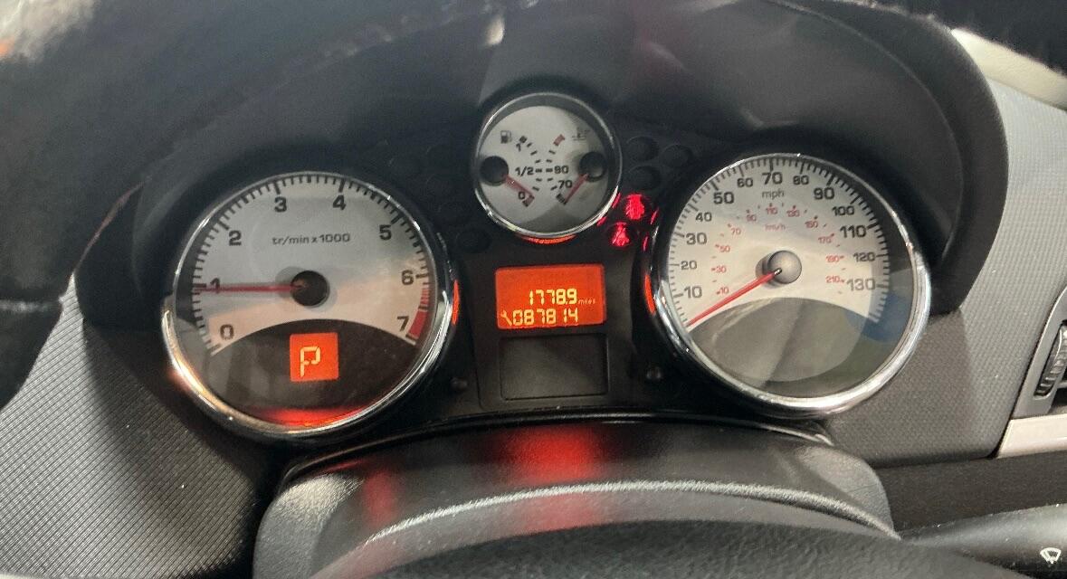 Used Peugeot 207 2011 for sale - 77015763: Photo 10