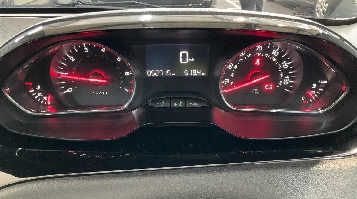 Used Peugeot 208 2014 for sale - 77524215: Photo 10