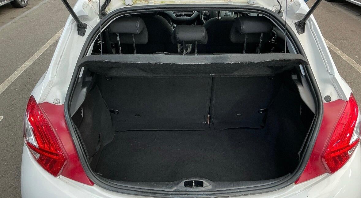 Used Peugeot 208 for sale - 77753317: Photo 9