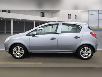 Used Vauxhall Corsa 2009 for sale - 76620238: Photo