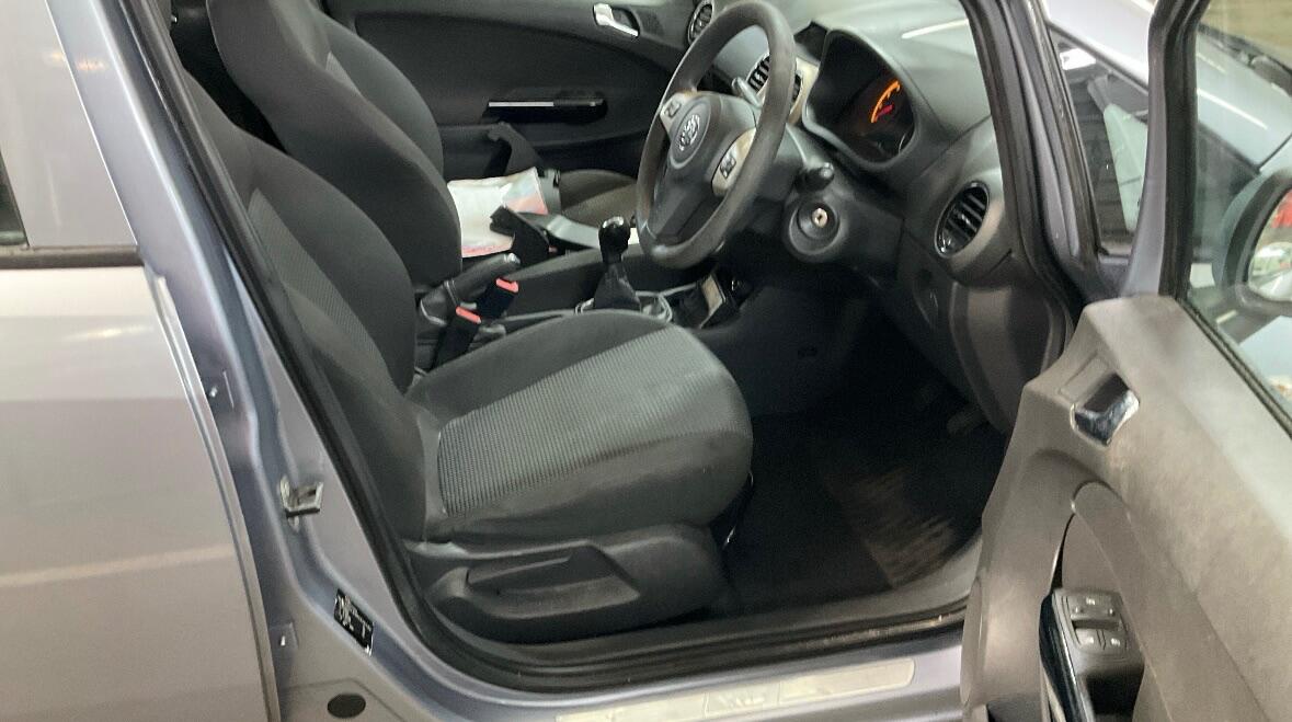 Used Vauxhall Corsa 2009 for sale - 76620238: Photo 7