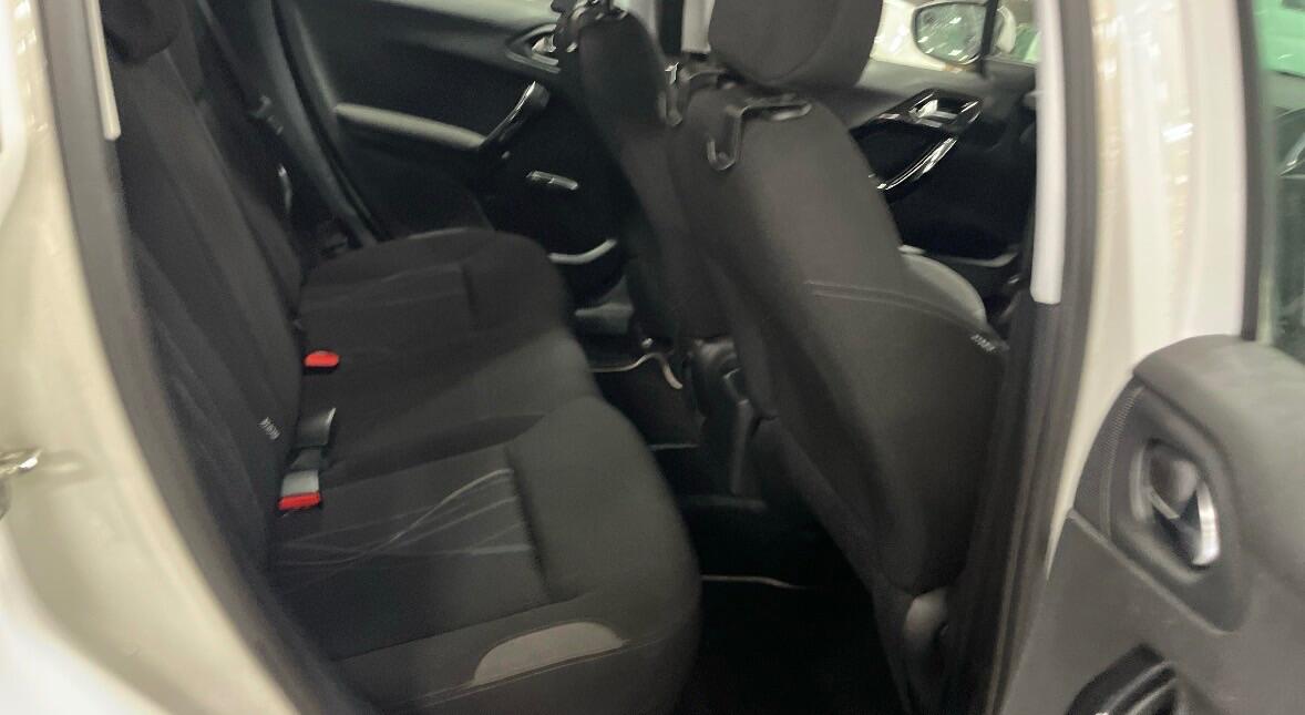 Used Peugeot 208 for sale - 77658438: Photo 8