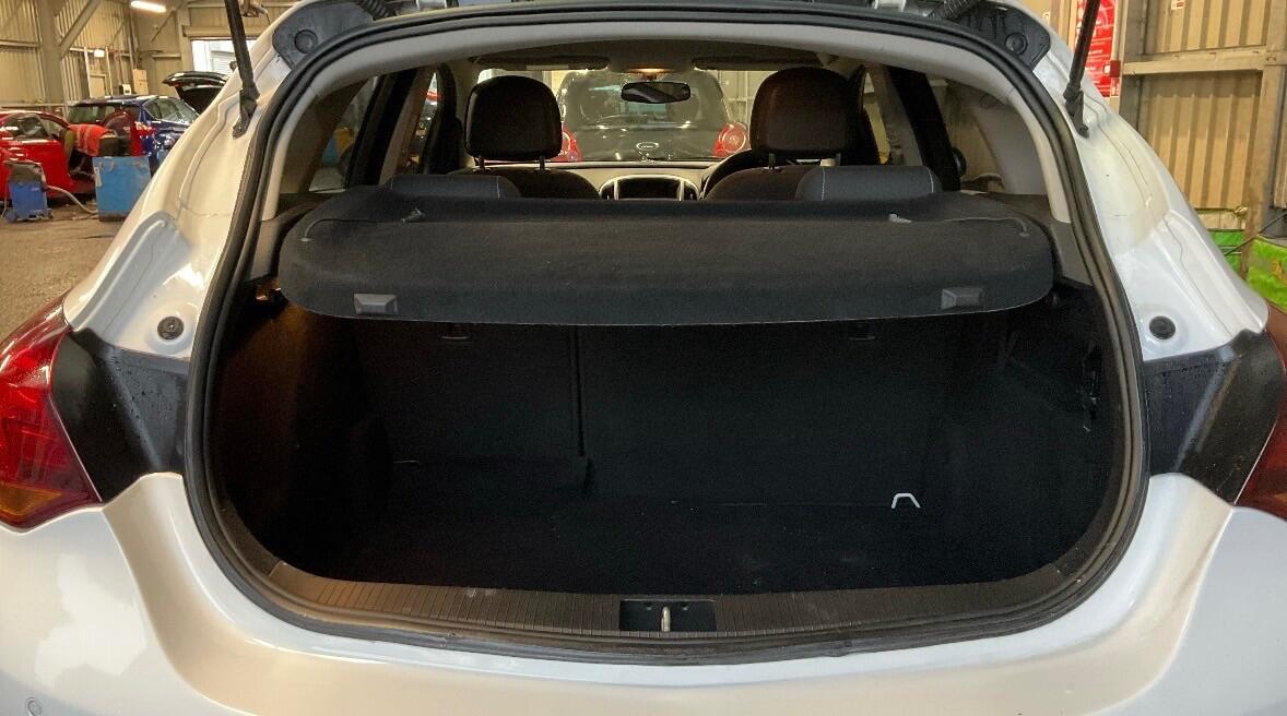 Used Vauxhall Astra 2011 for sale - 77253643: Photo 10