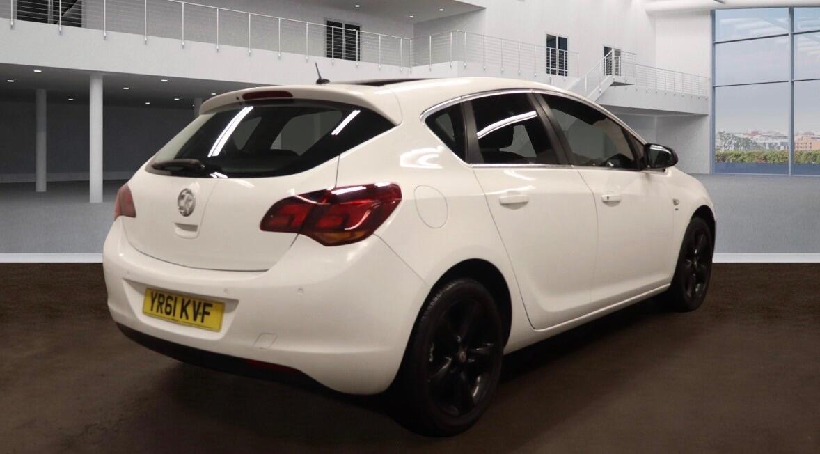 Used Vauxhall Astra 2011 for sale - 77253643: Photo 5