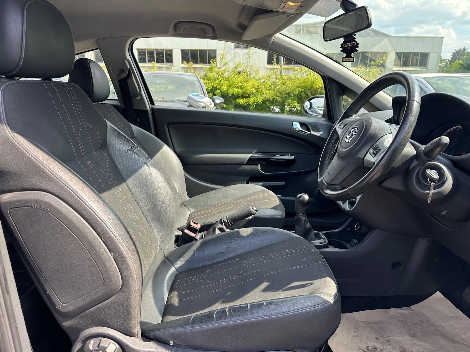 Used Vauxhall Corsa 2012 for sale - 76561270: Photo 9