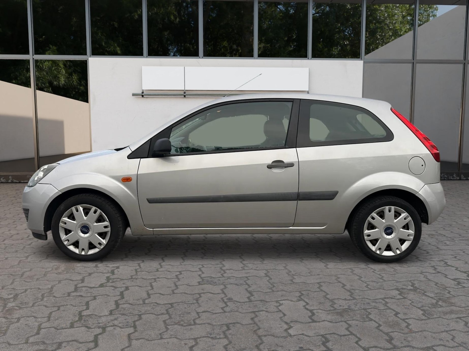 Used Ford Fiesta 2007 for sale - 76370389: Photo 5