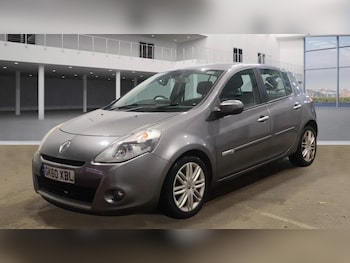 Used Renault Clio 2010 for sale - 77097708: Photo
