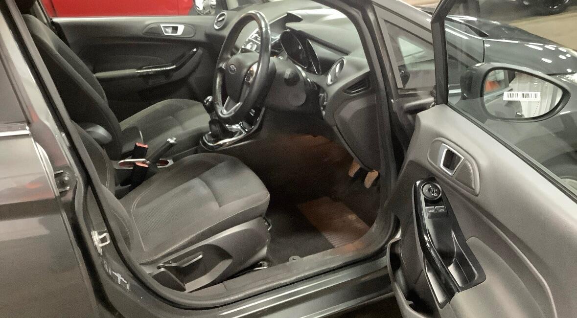 Used Ford Fiesta 2016 for sale - 76839845: Photo 6