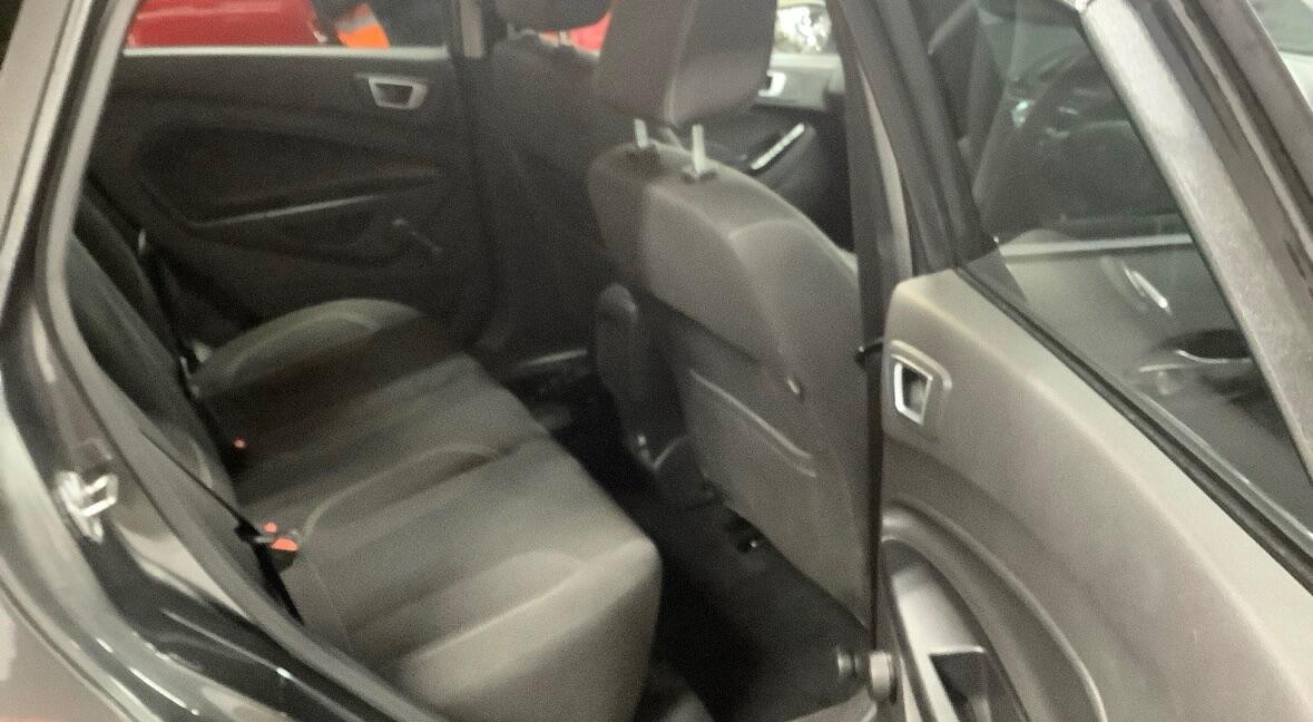 Used Ford Fiesta 2016 for sale - 76839845: Photo 7