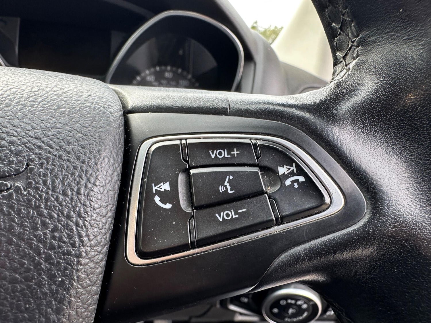 Used Ford Focus 2015 for sale - 76371648: Photo 14