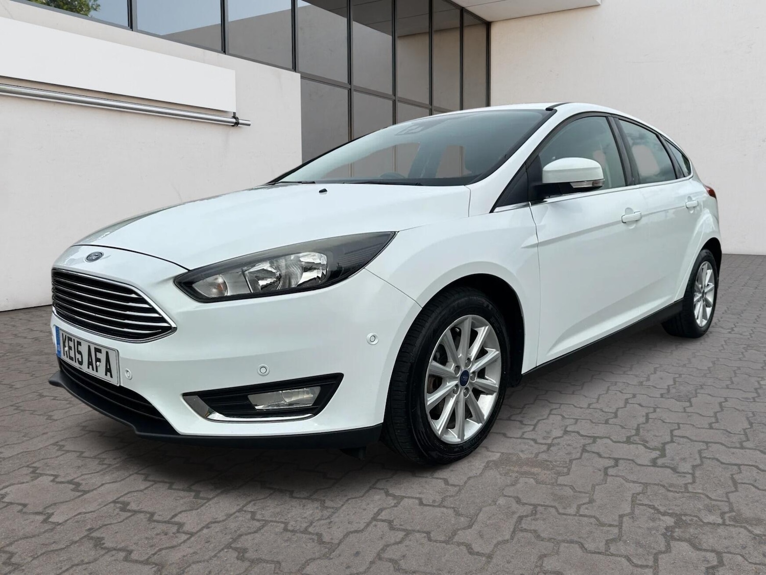 Used Ford Focus 2015 for sale - 76371648: Photo 3