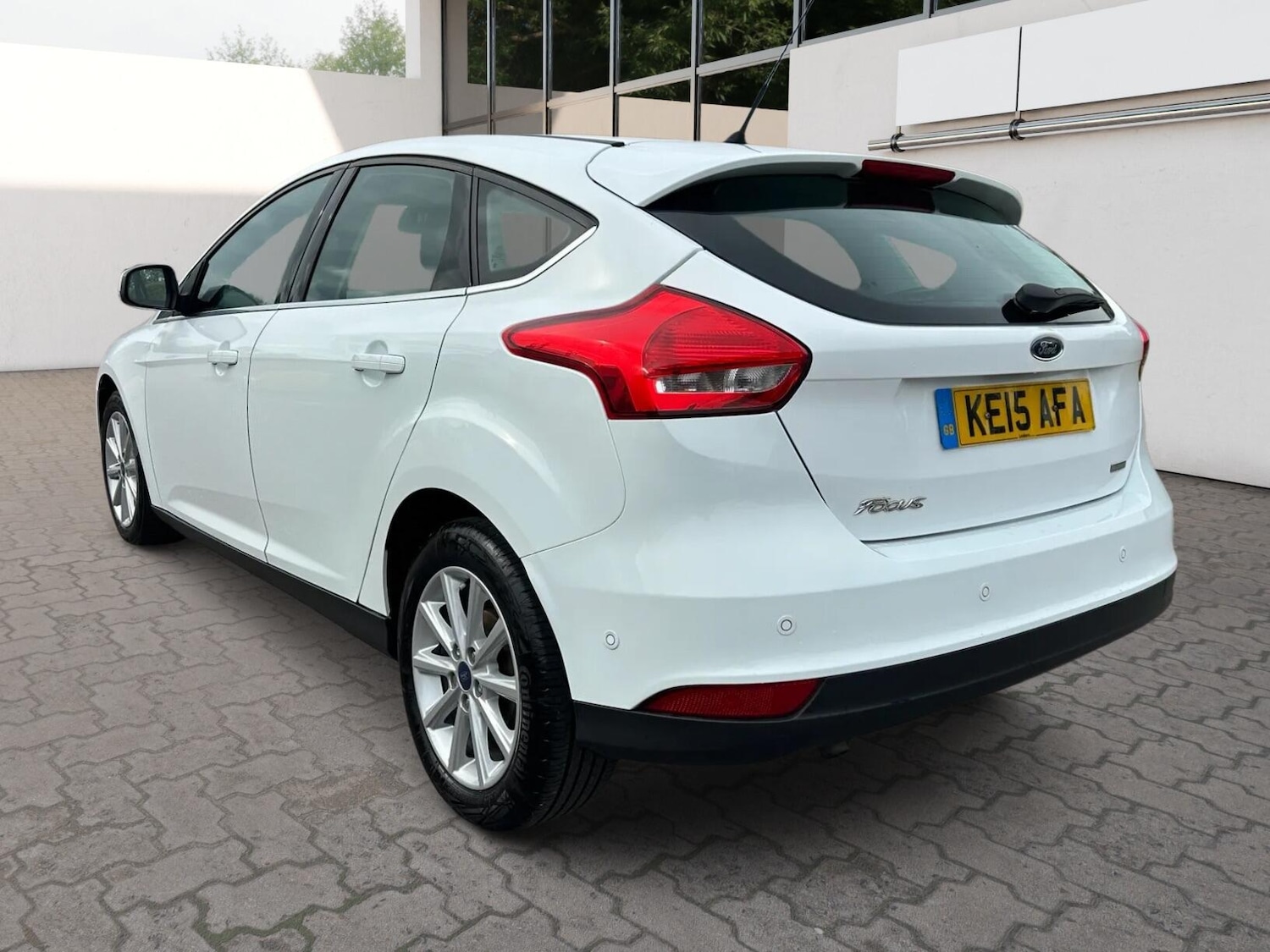 Used Ford Focus 2015 for sale - 76371648: Photo 4