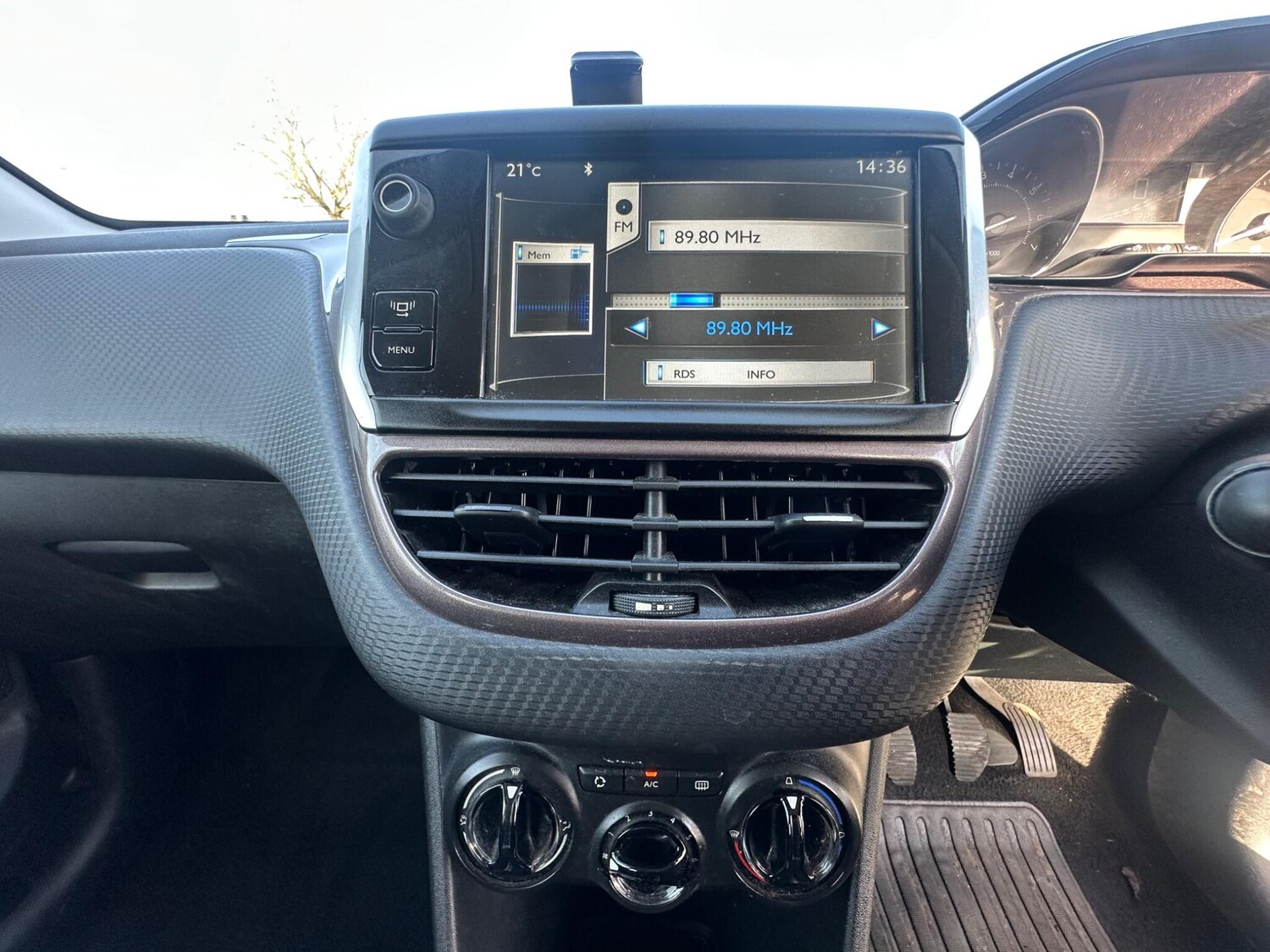 Used Peugeot 2008 for sale - 77671505: Photo 11