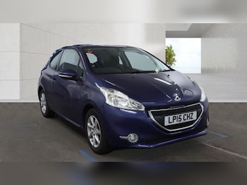 Used Peugeot 208 2015 for sale - 78586683: Photo
