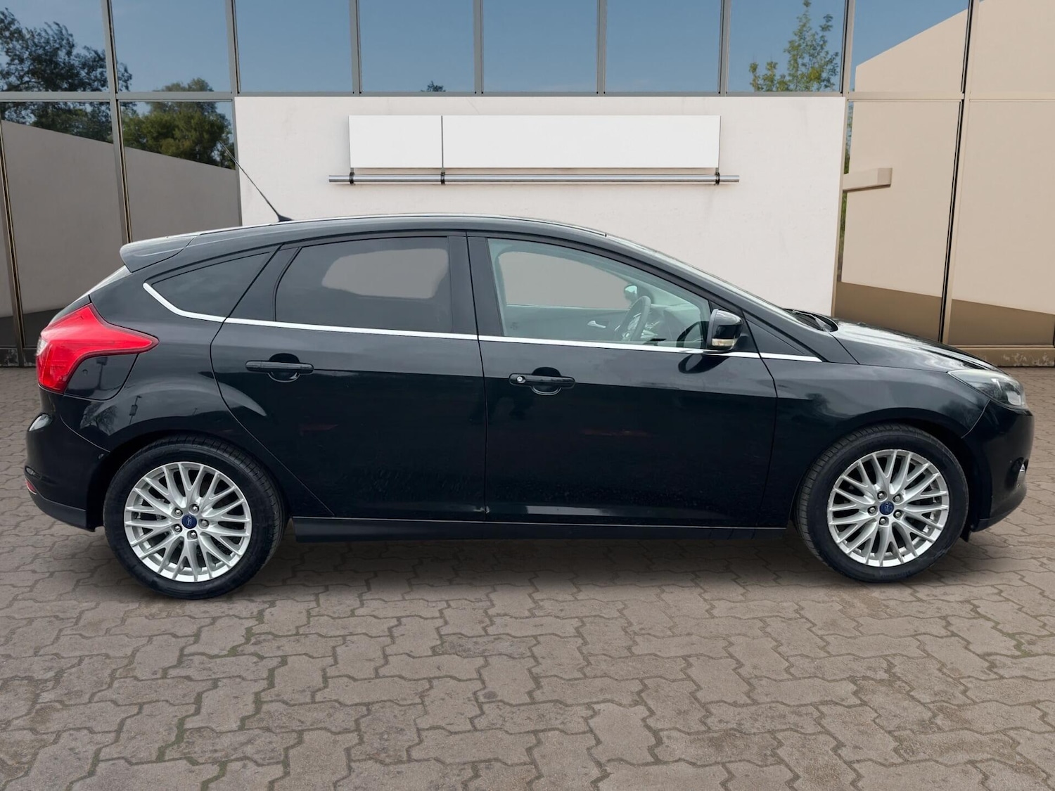 Used Ford Focus 2014 for sale - 77625428: Photo 8