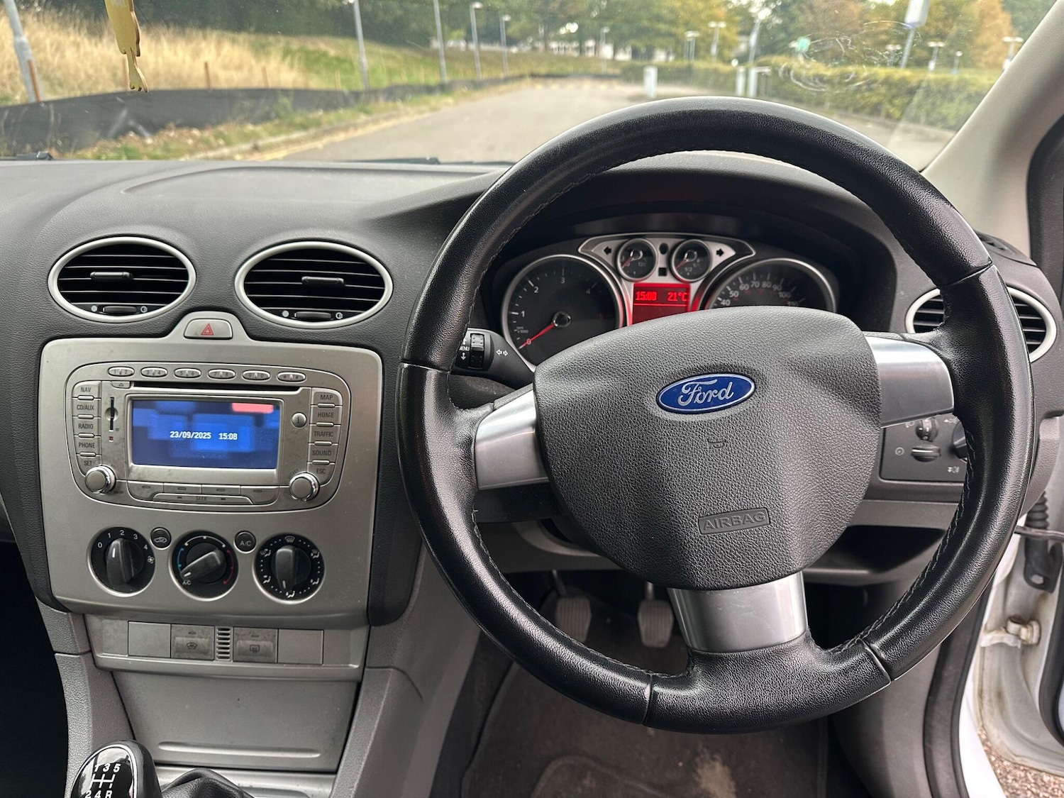 Used Ford Focus 2011 for sale - 76370720: Photo 11