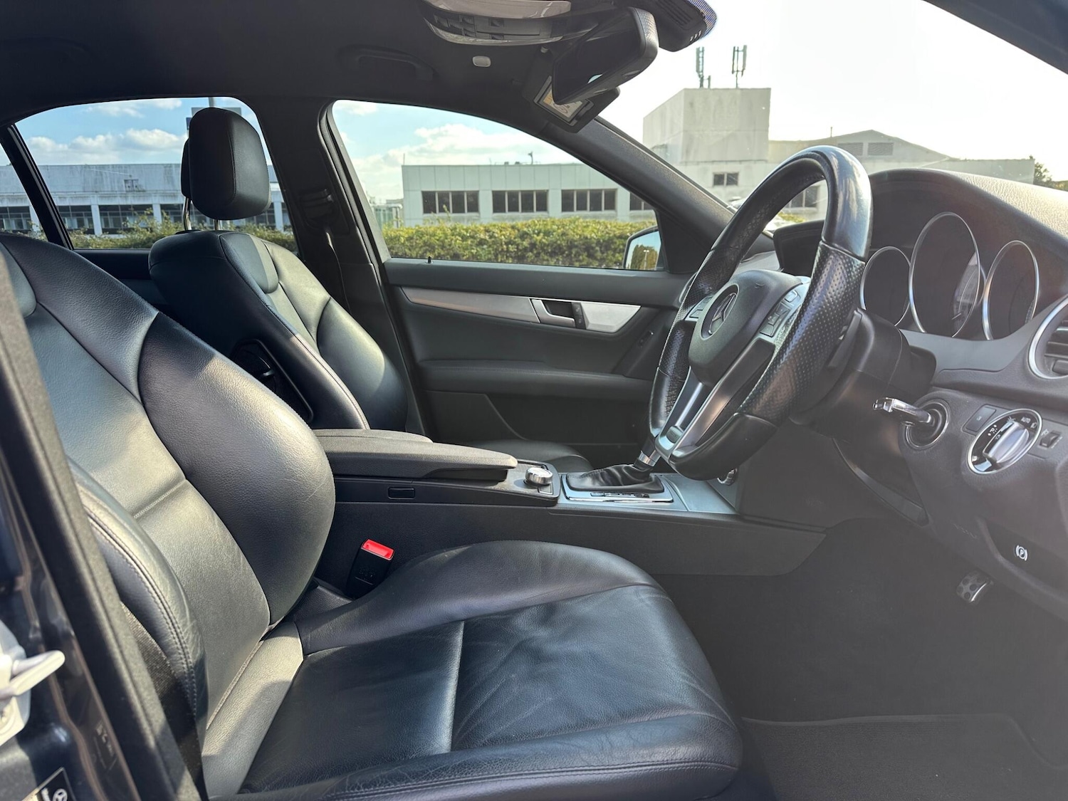 Used Mercedes-Benz C Class 2013 for sale - 76370904: Photo 10