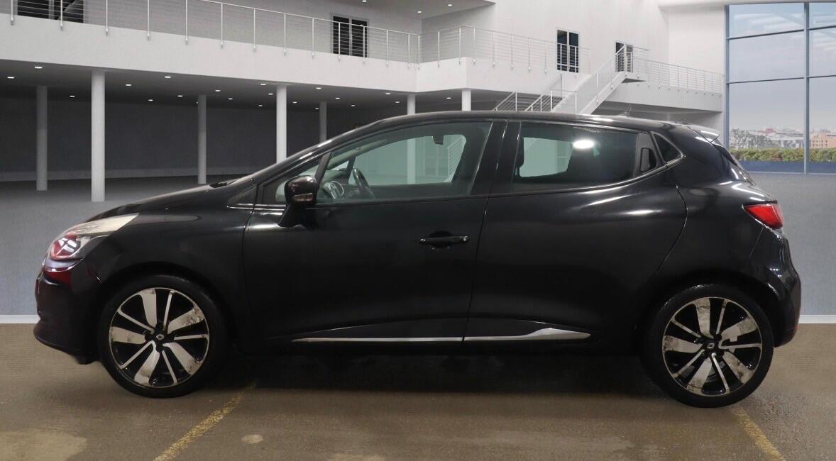 Used Renault Clio 2014 for sale - 77637664: Photo 3