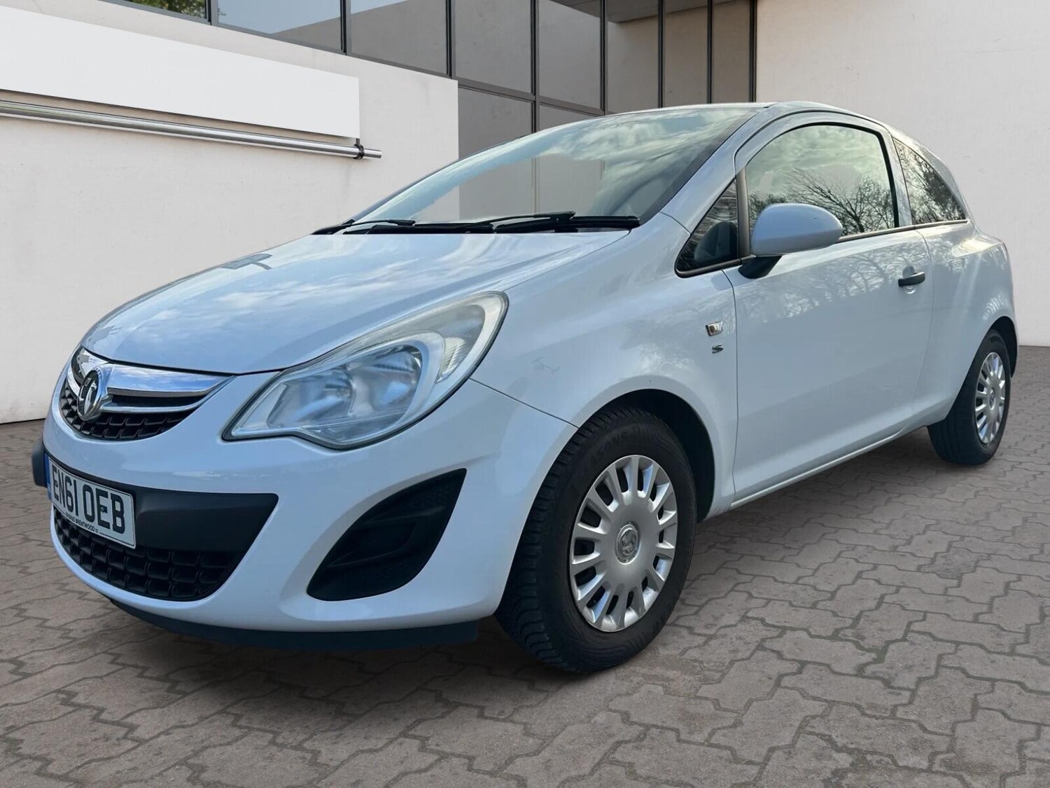 Used Vauxhall Corsa 2012 for sale - 77799201: Photo 4