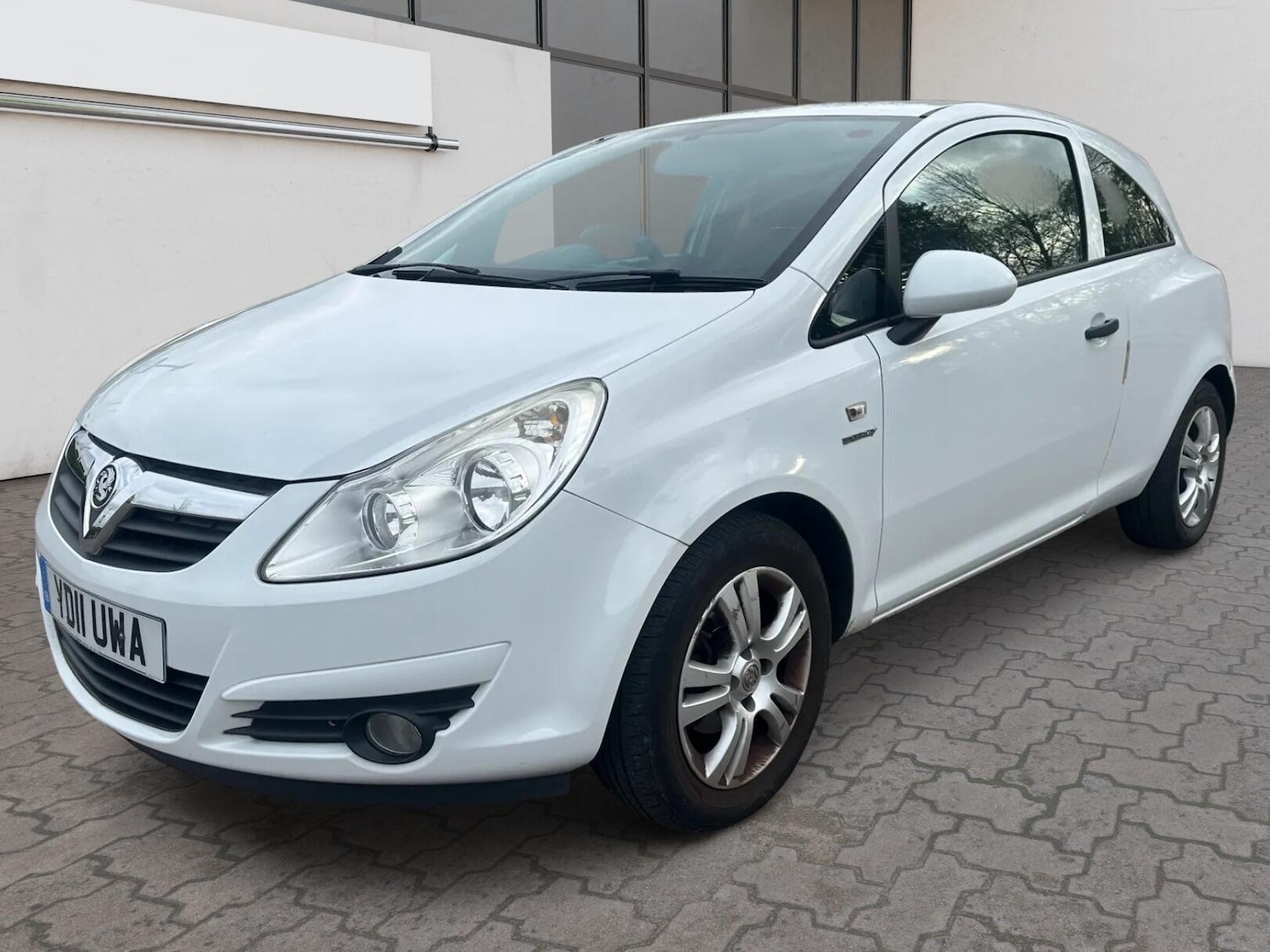 Used Vauxhall Corsa 2011 for sale - 78185132: Photo 4