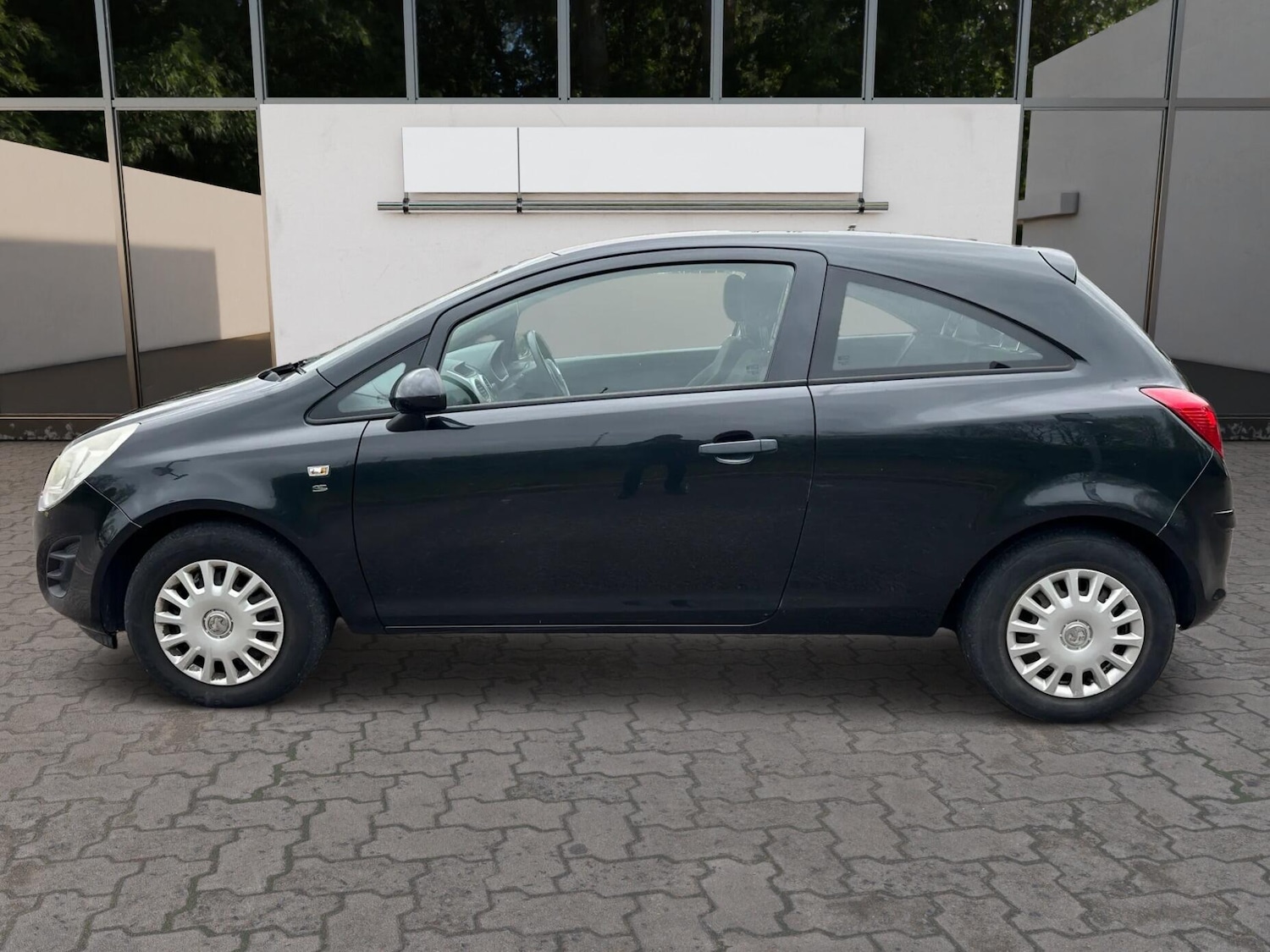 Used Vauxhall Corsa 2012 for sale - 78127420: Photo 4