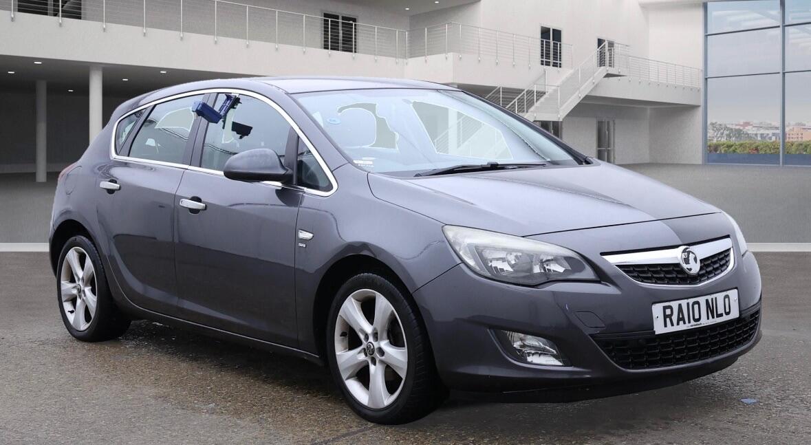 Used Vauxhall Astra 2010 for sale - 76667354: Photo 1