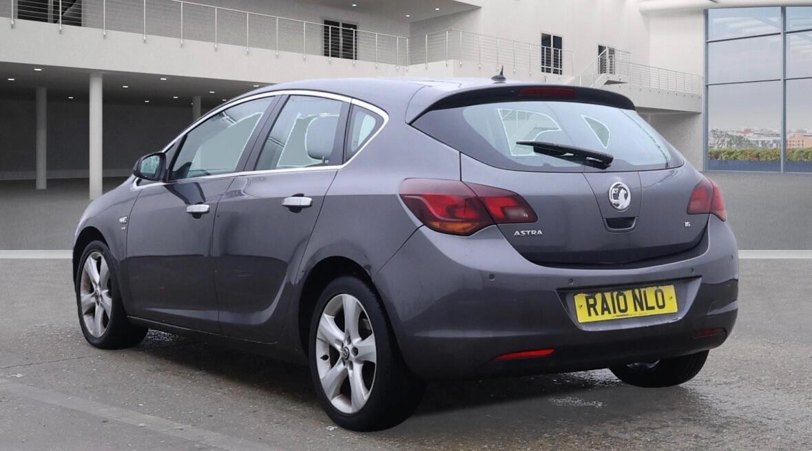 Used Vauxhall Astra 2010 for sale - 76667354: Photo 4
