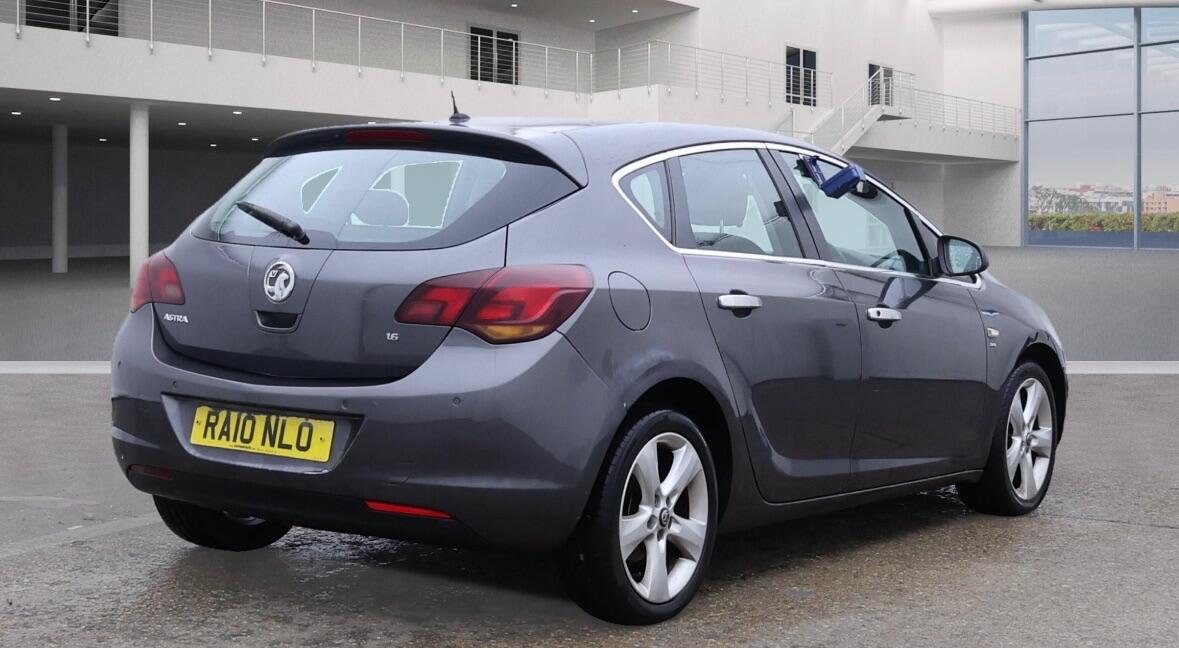 Used Vauxhall Astra 2010 for sale - 76667354: Photo 5
