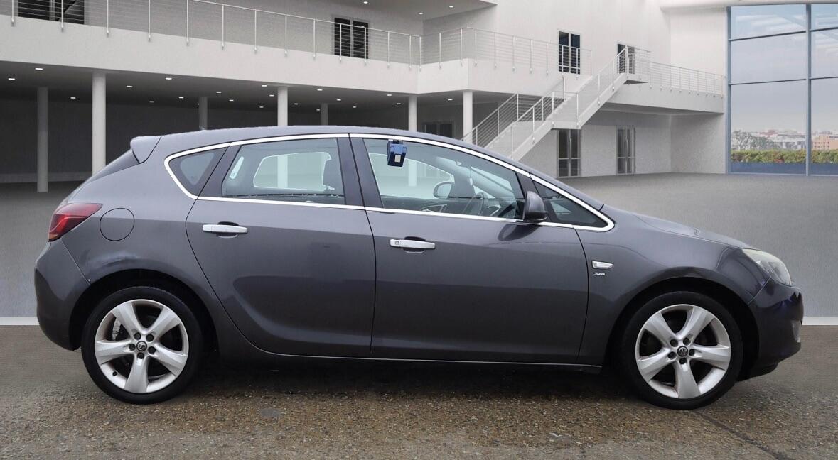 Used Vauxhall Astra 2010 for sale - 76667354: Photo 6