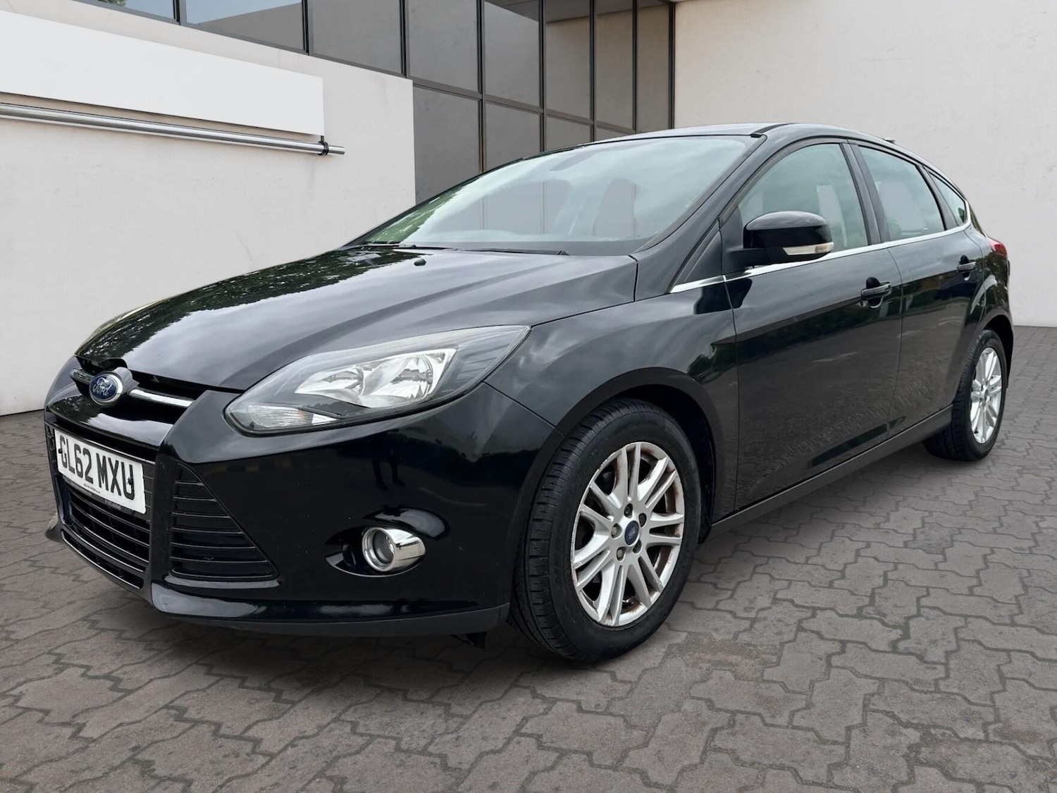 Used Ford Focus 2013 for sale - 76370430: Photo 3