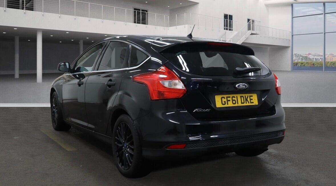 Used Ford Focus 2011 for sale - 77331636: Photo 4