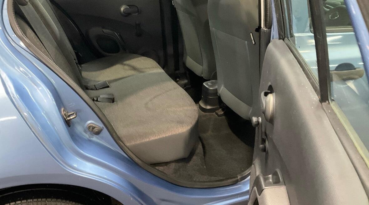 Used Nissan Micra 2005 for sale - 76965512: Photo 8