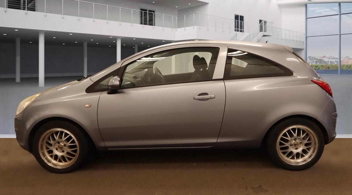Used Vauxhall Corsa 2008 for sale - 76377552: Photo 3