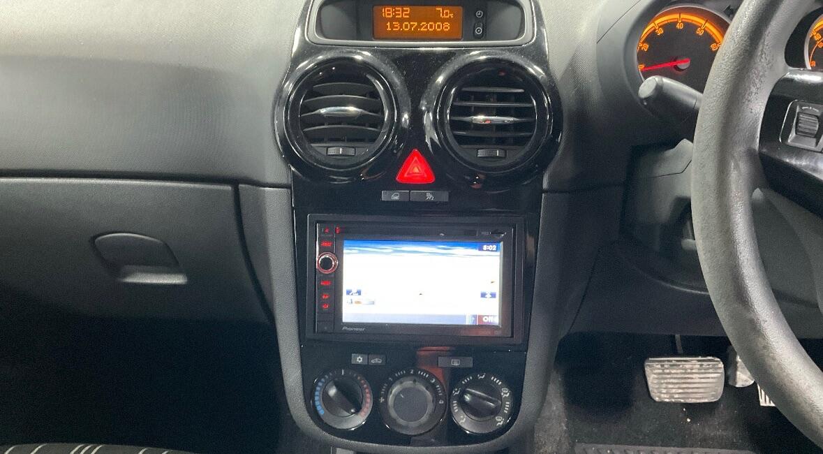 Used Vauxhall Corsa 2008 for sale - 76377552: Photo 8