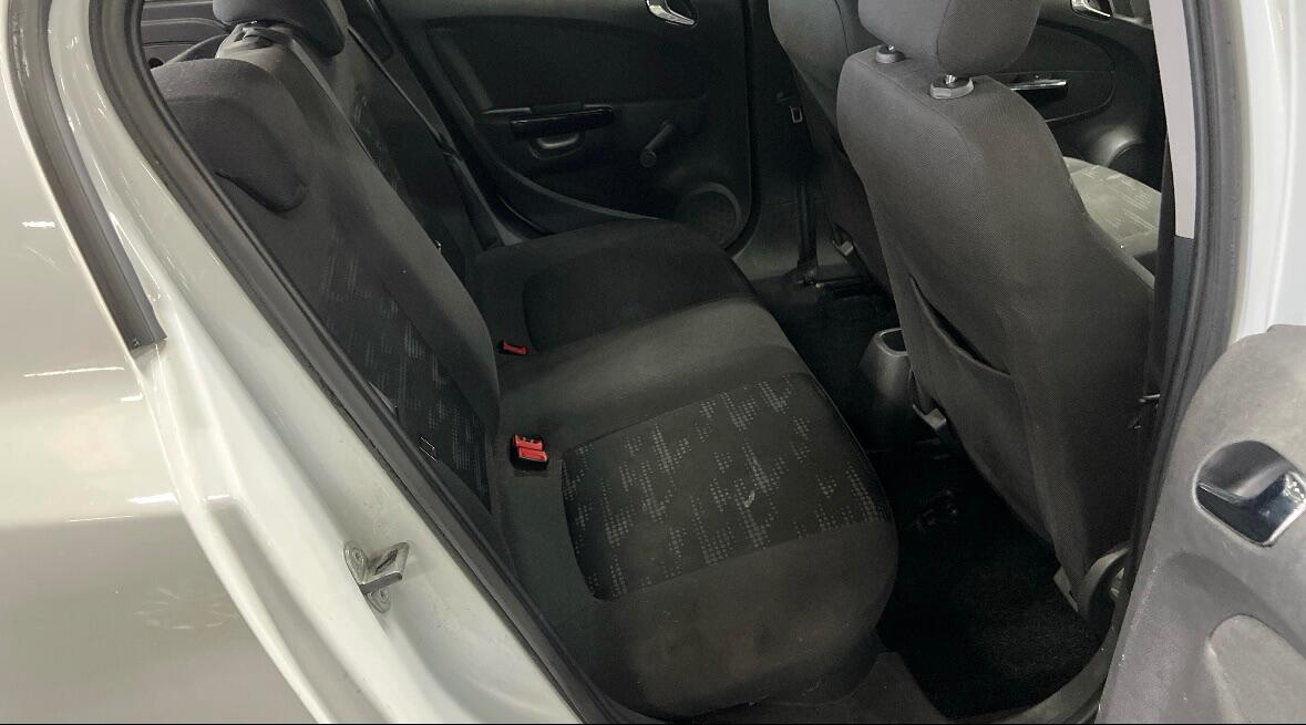 Used Vauxhall Corsa 2015 for sale - 76584346: Photo 8