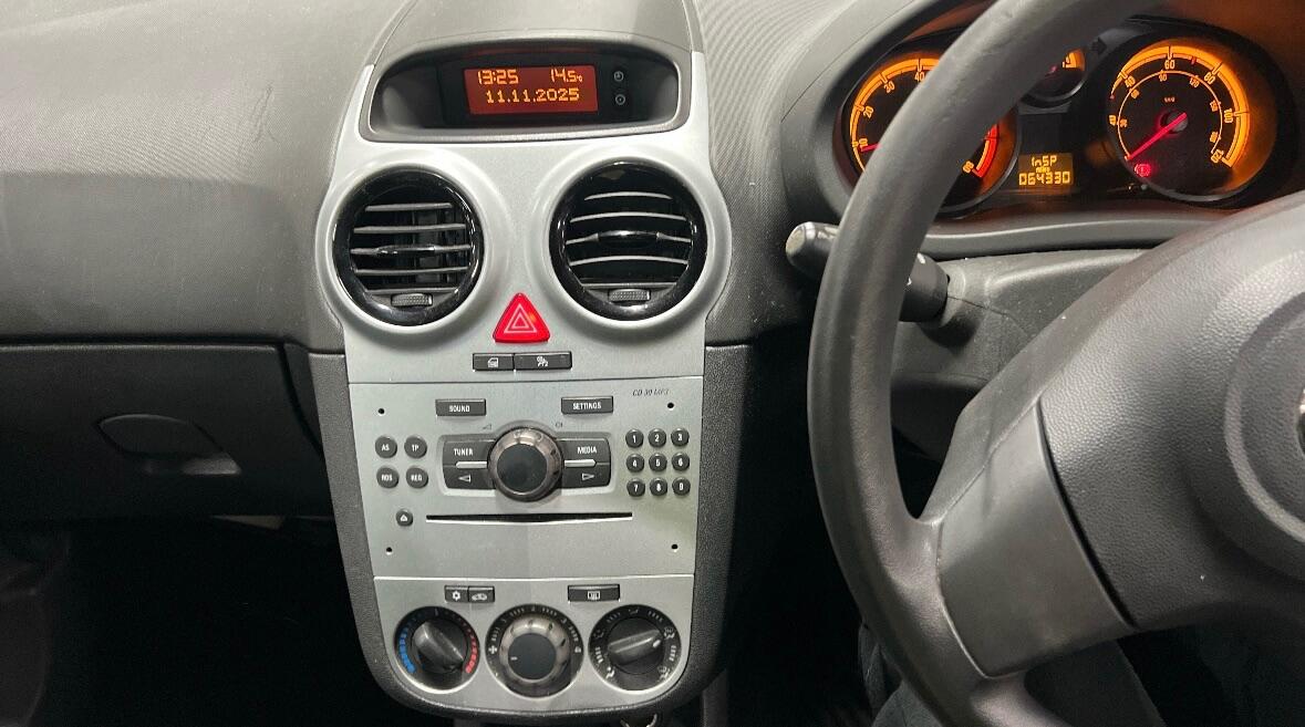 Used Vauxhall Corsa 2015 for sale - 76584346: Photo 9