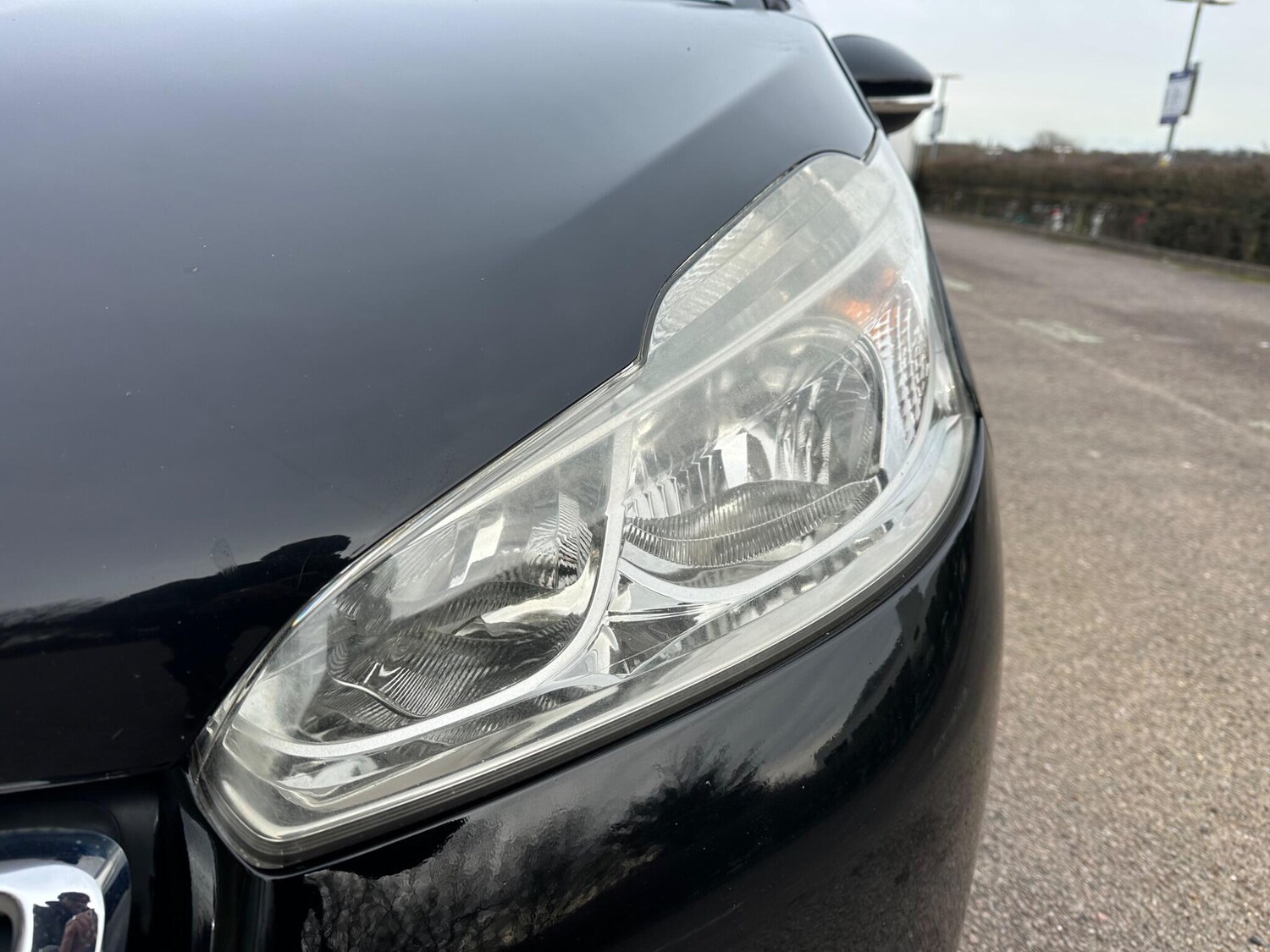 Used Peugeot 208 2013 for sale - 77908732: Photo 13