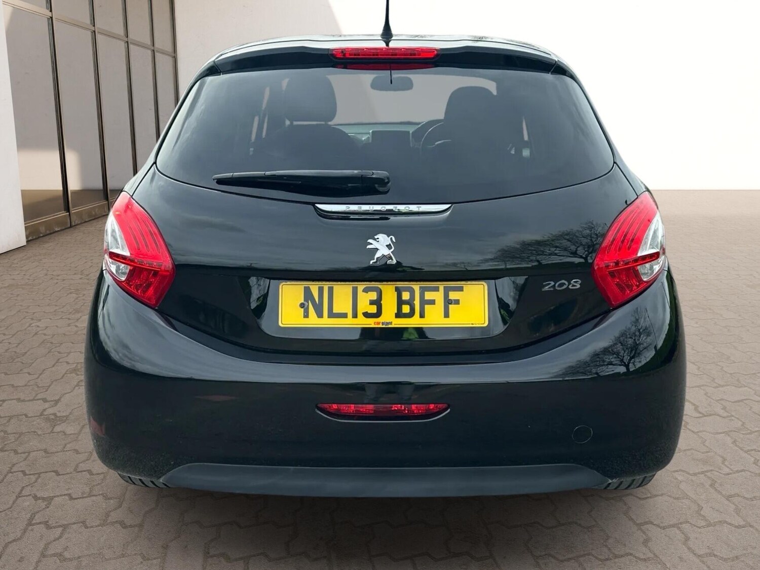 Used Peugeot 208 2013 for sale - 77908732: Photo 6
